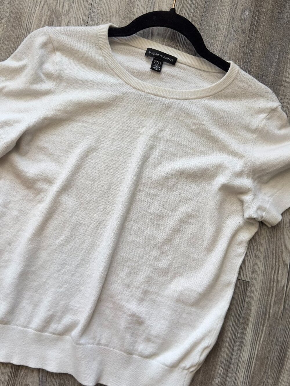 Saks Fifth Avenue Ivory Short Sleeve Knit Sweater | Size L
